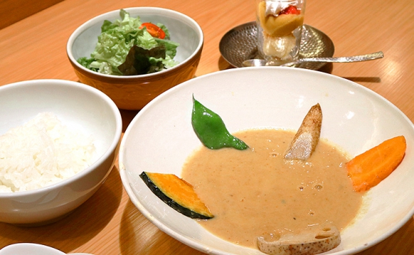 白いグリーンカレー