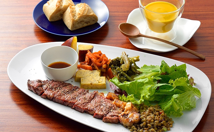 Menu el Almuerzo_690_サーロインステーキ