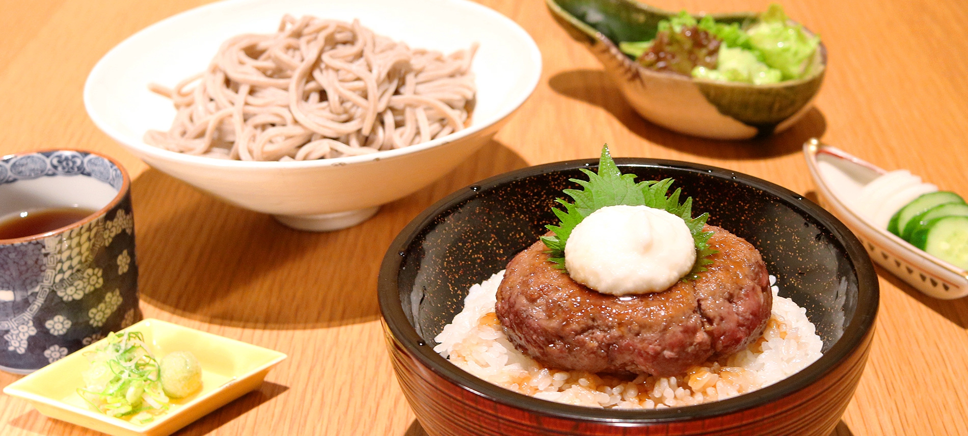 山形和牛丼と花笠そば御膳1900